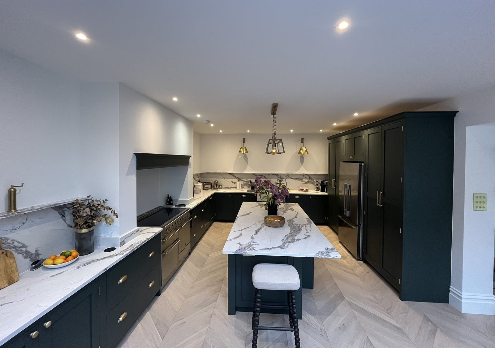 Bespoke hand-painted kitchen in Herne Hill, Southwest London, featuring custom cabinetry and precision joinery